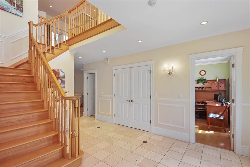 14 Iroquois Street photo 5