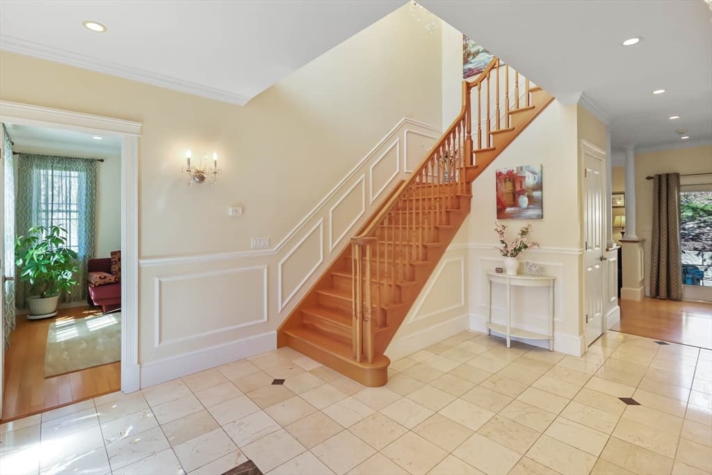 14 Iroquois Street photo 4