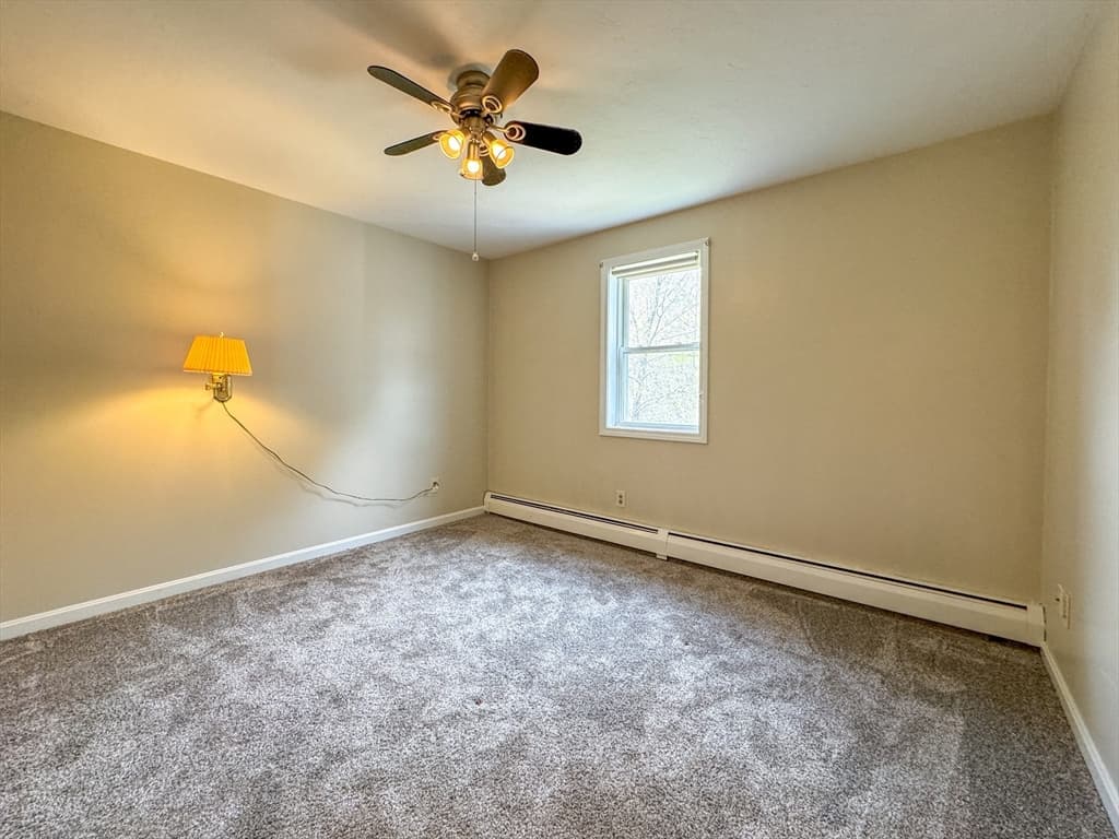 14 Clarence Dr photo 2