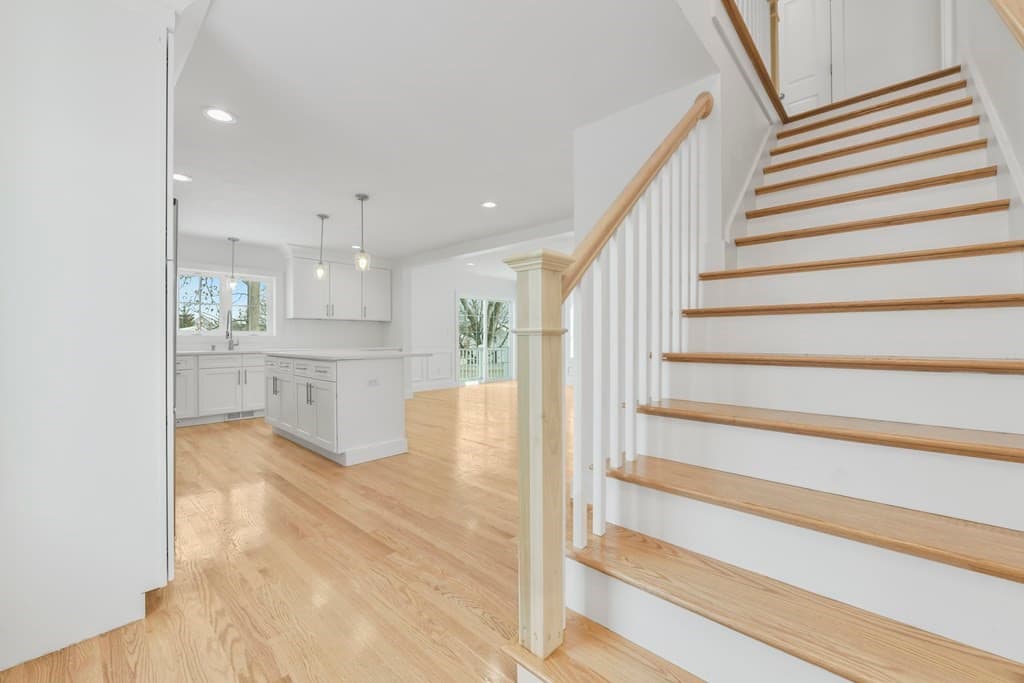 62 W. Milton Street photo 3