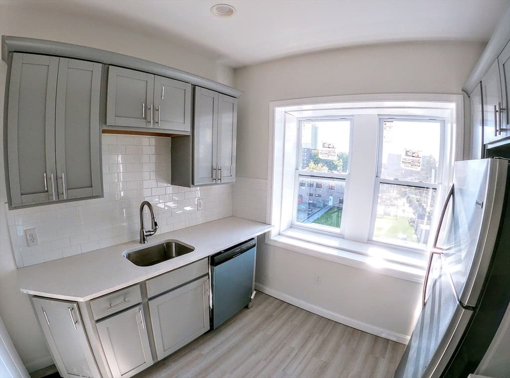 608 Shawmut Ave. #1 photo 3