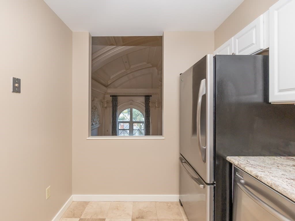 30 Monument Square #410 photo 5