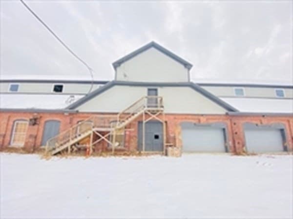 115 Coburn Ave photo 3
