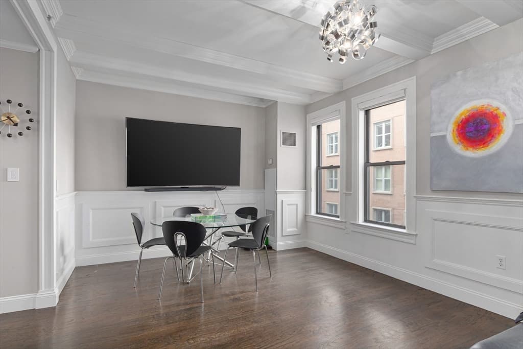 17 Savoy St #D311 photo 5