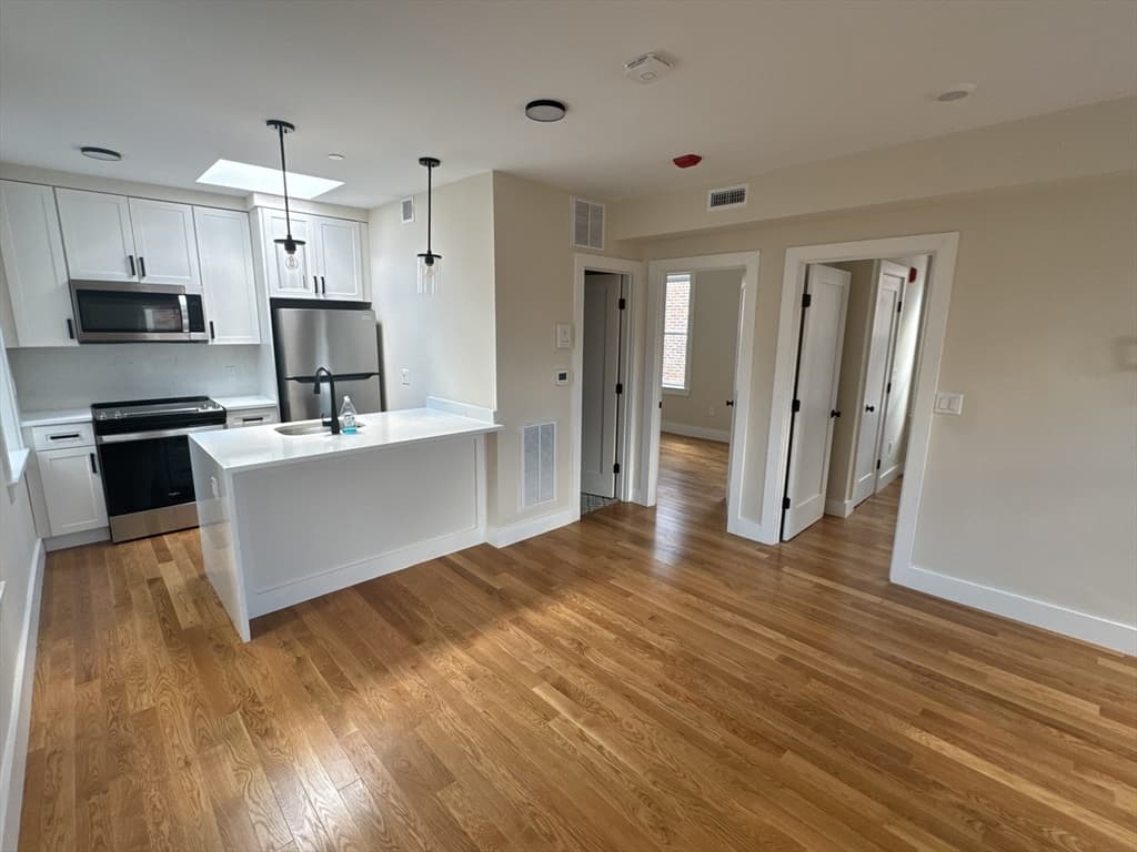 64 N Margin Street #3F photo 3