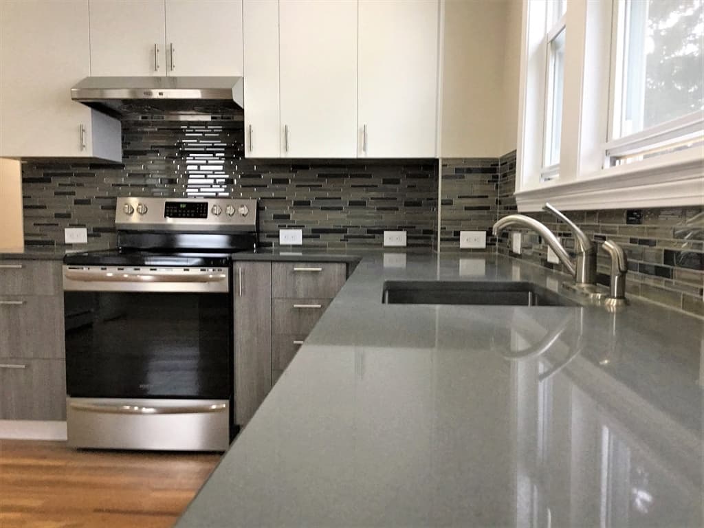 67 Beach St #2 photo 3