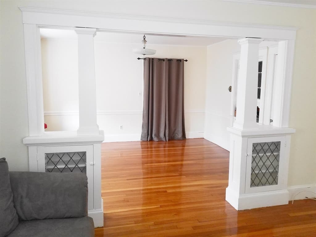 10 Farrell St #1 photo 4