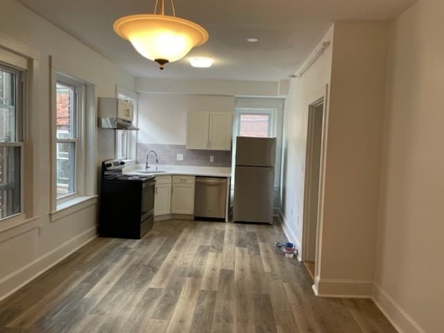 50 Englewood Ave #3-B photo 3