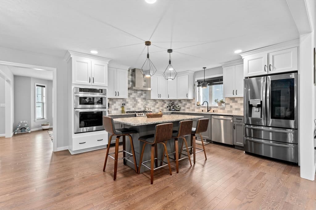 7 Rosewood Dr photo 4