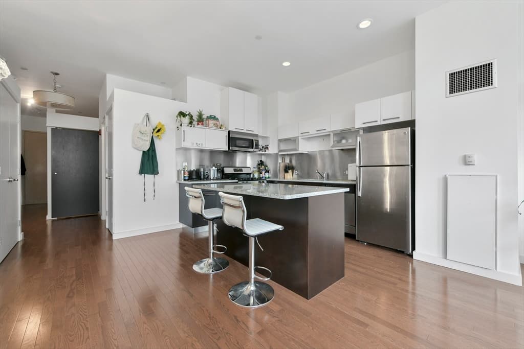 88 Kingston Street #6C photo 3
