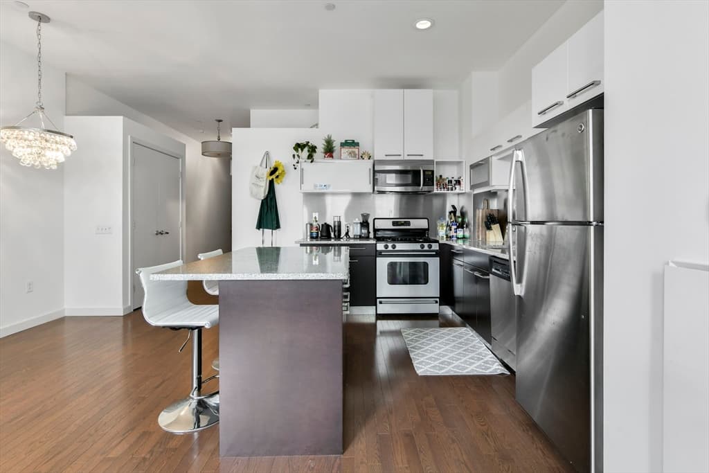 88 Kingston Street #6C photo 4