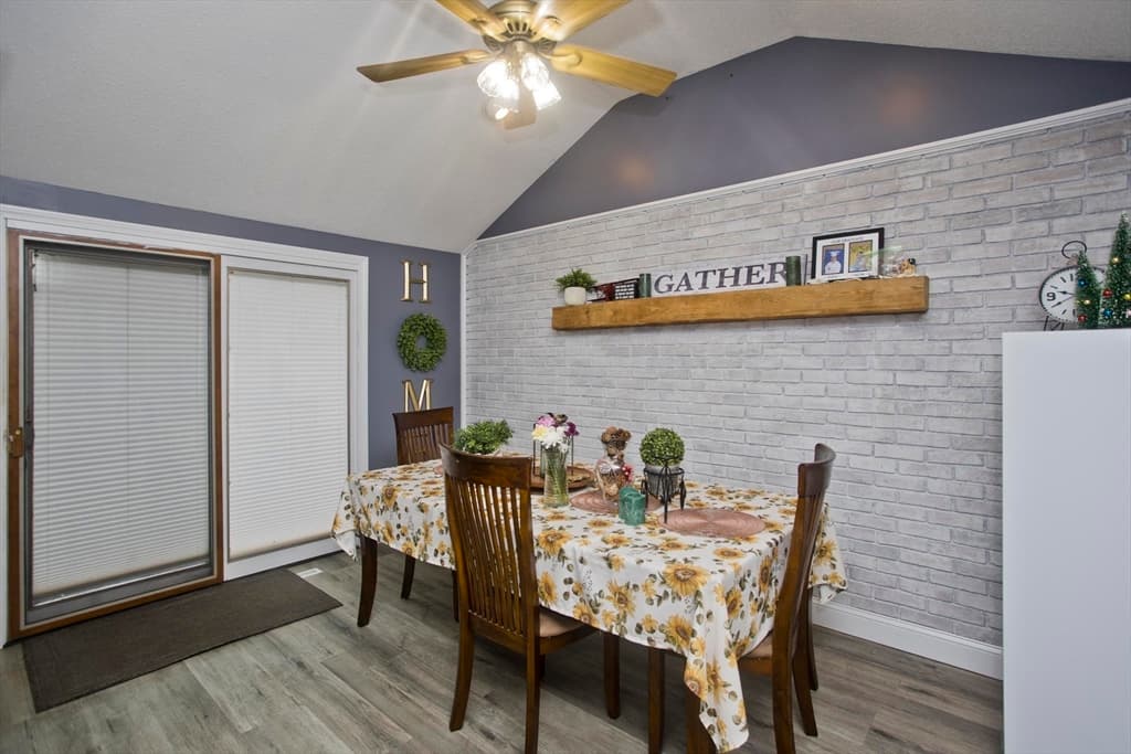 33 Wildermere St photo 3