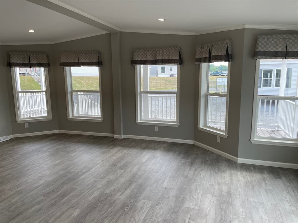 8 Tayler Avenue photo 4