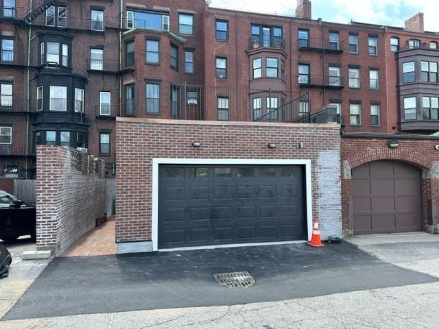 464 Beacon Street #GARAGE
