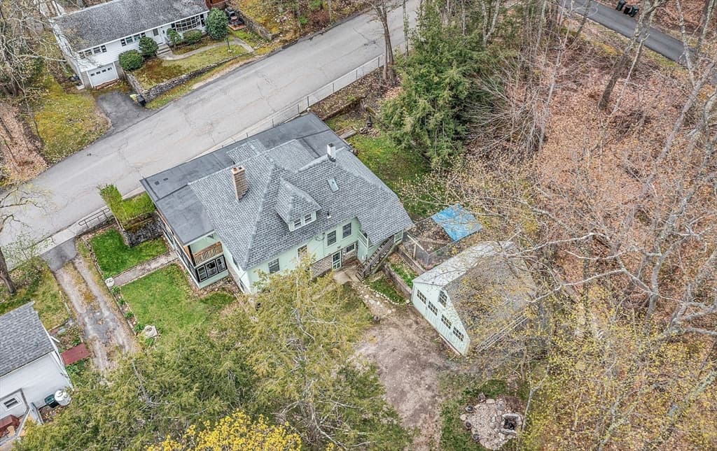 258 Wallingford Ave photo 4