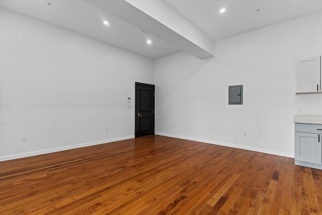 280 Essex Street #203 photo 3