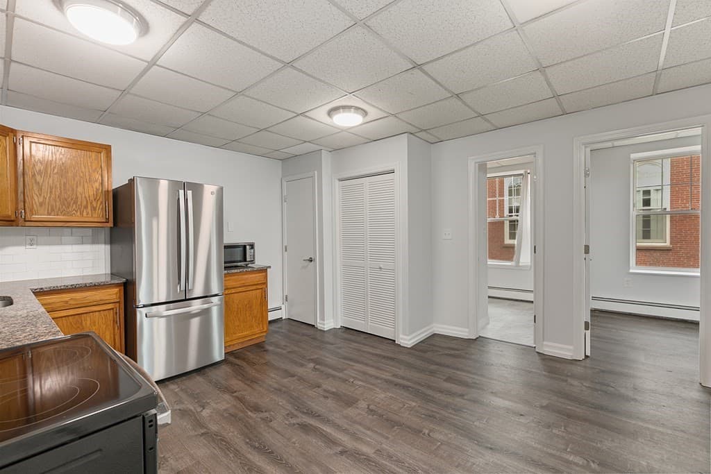 131 Essex Street #33 photo 2