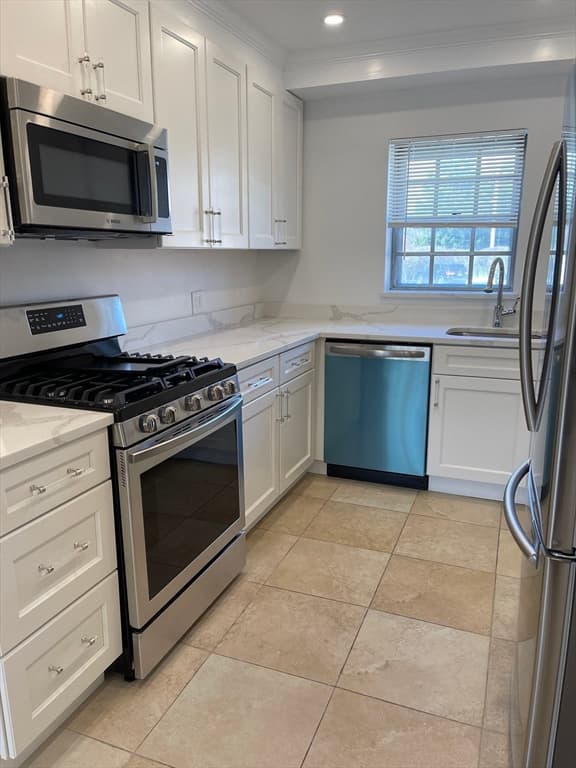 166 Lake Shore #1