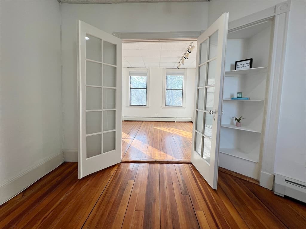 223 Paris Street #3 photo 3