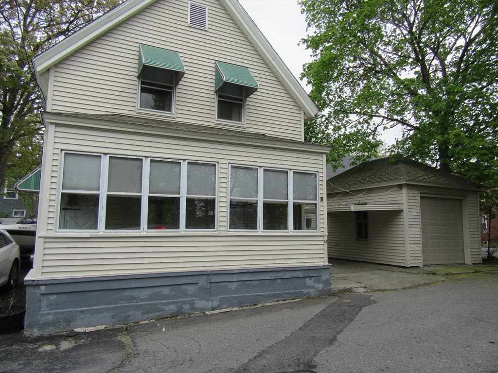 12 Arthur Ave photo 2