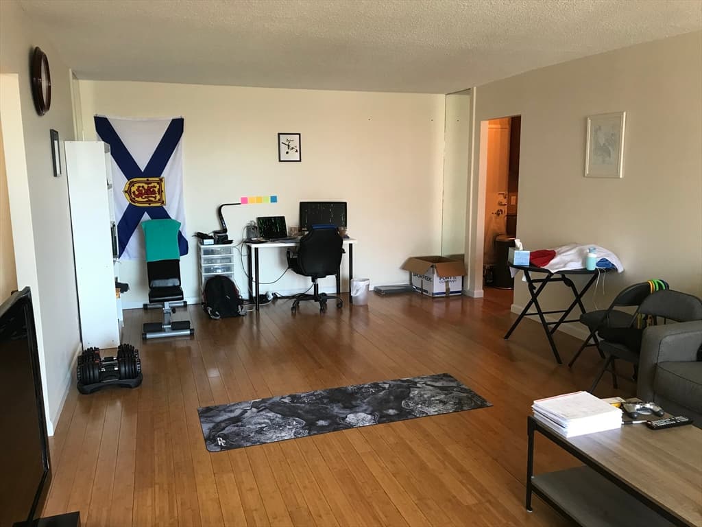 33 Pond Ave #622 photo 2