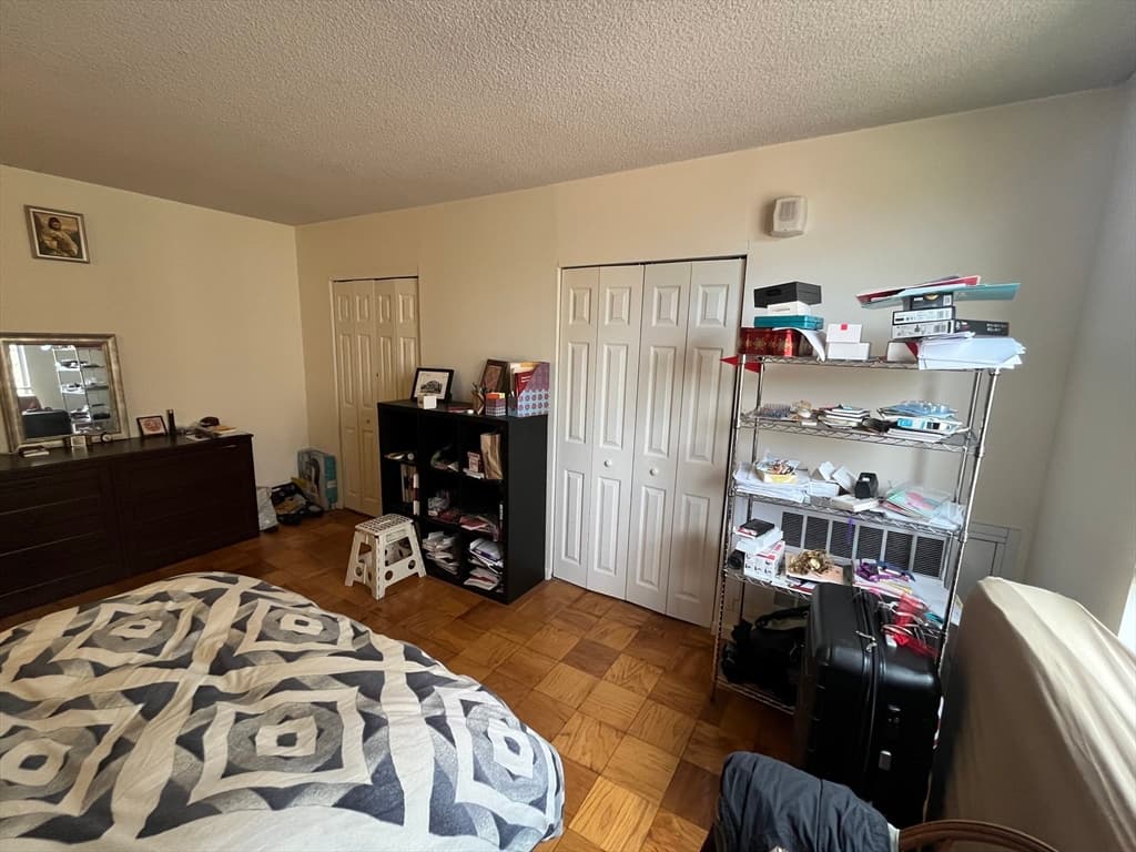 99 Pond Ave #424 photo 2