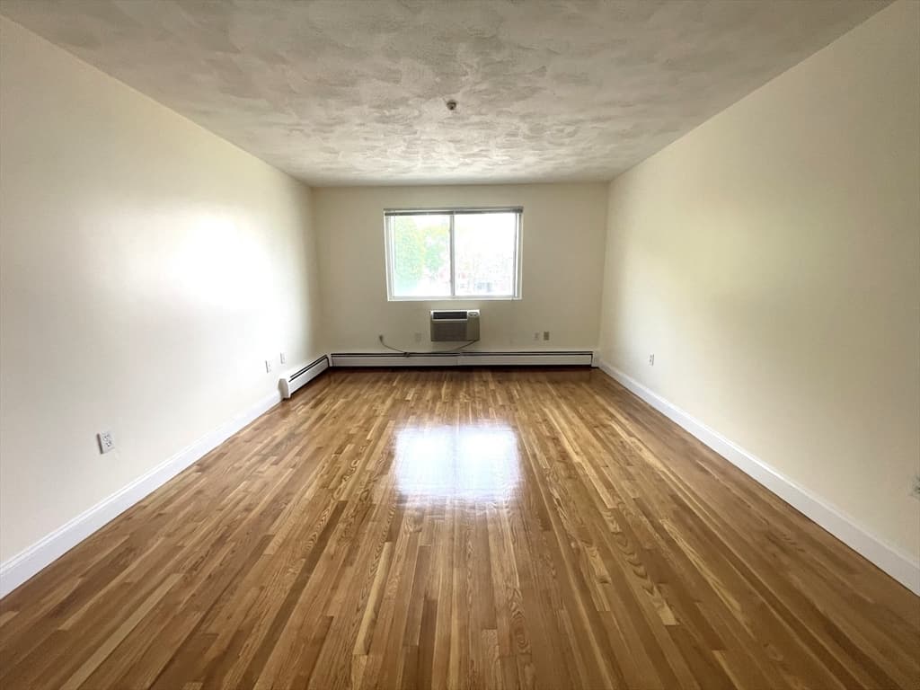 6 Mclean Pl #6 photo 2