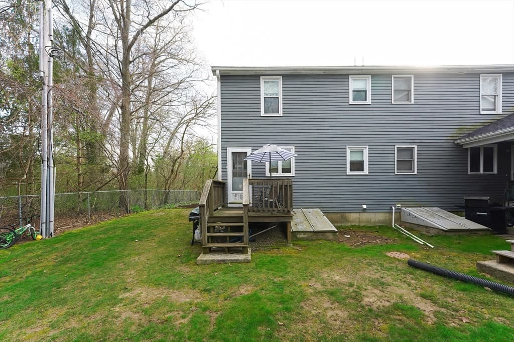 10 Michaelson Dr #4 photo 3