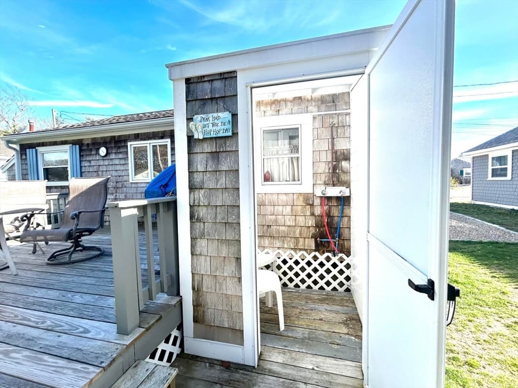 230 Old Wharf #276 photo 5