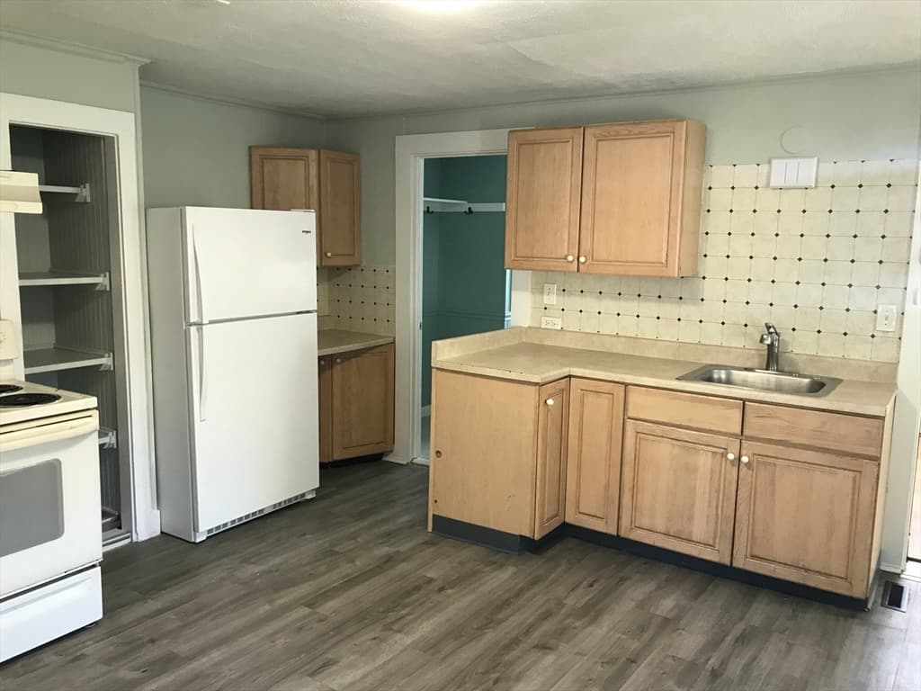 176 Plymouth St #1 photo 5