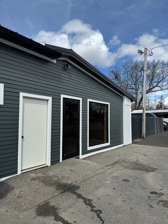 1134A American Legion Hwy #4 photo 2