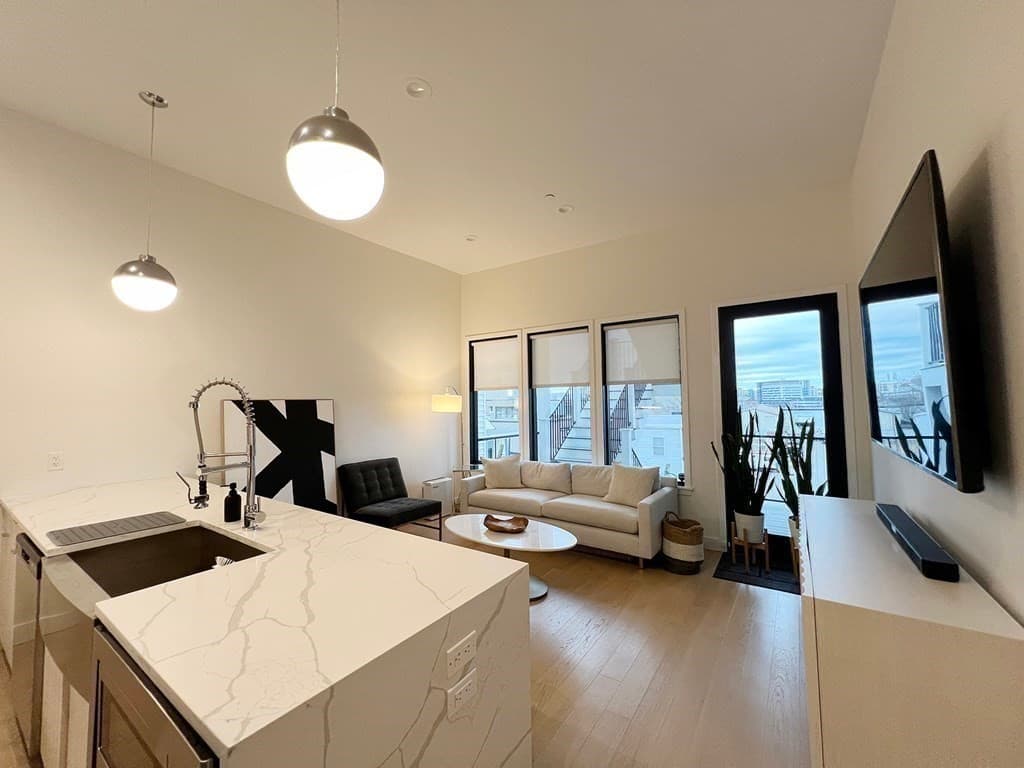 360 Meridian Street #7A