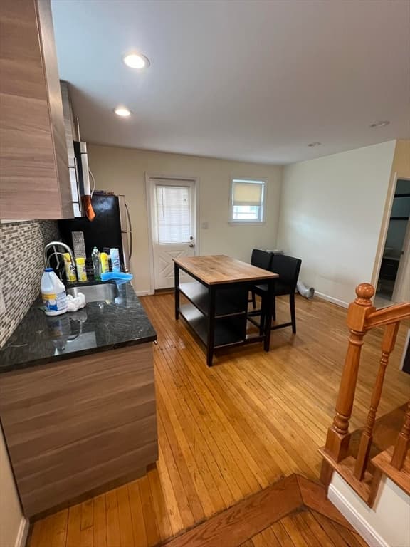 34 Clinton St #1 photo 5