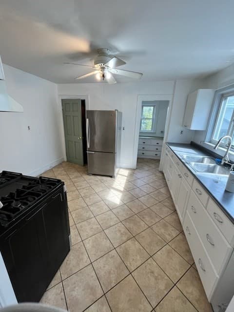 21 Rosemont St #0 photo 3