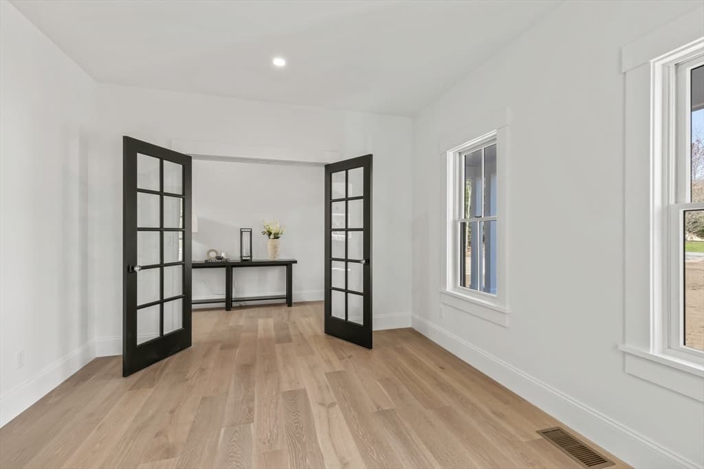 21 Dawson Way photo 5