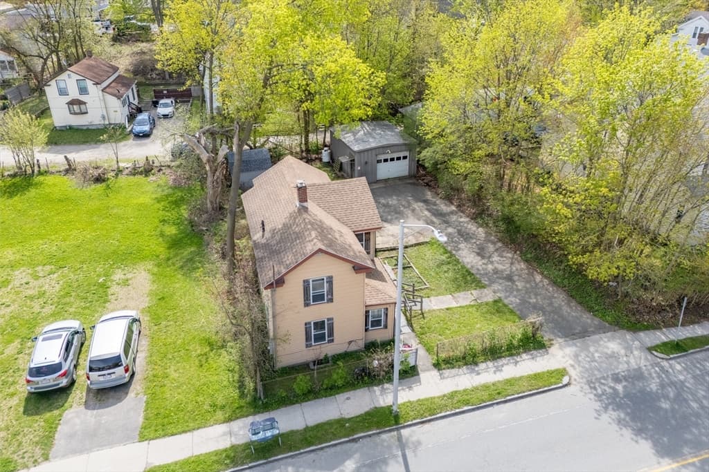 48 Seymour St photo 3