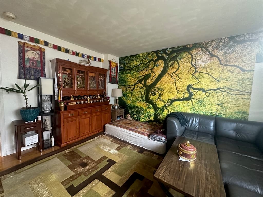 667 Saratoga #1 photo 3
