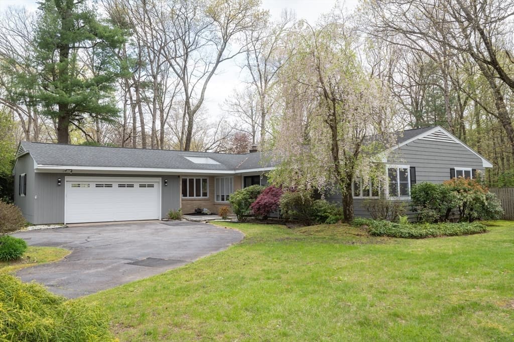 194 Primrose Dr