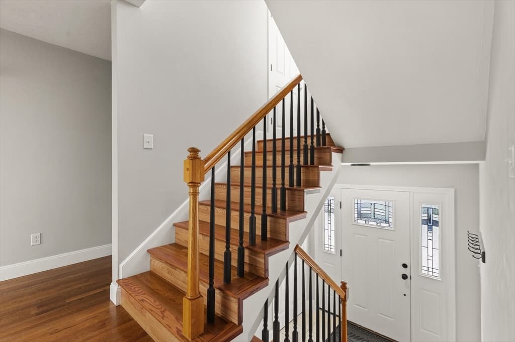 50 Orient St photo 5
