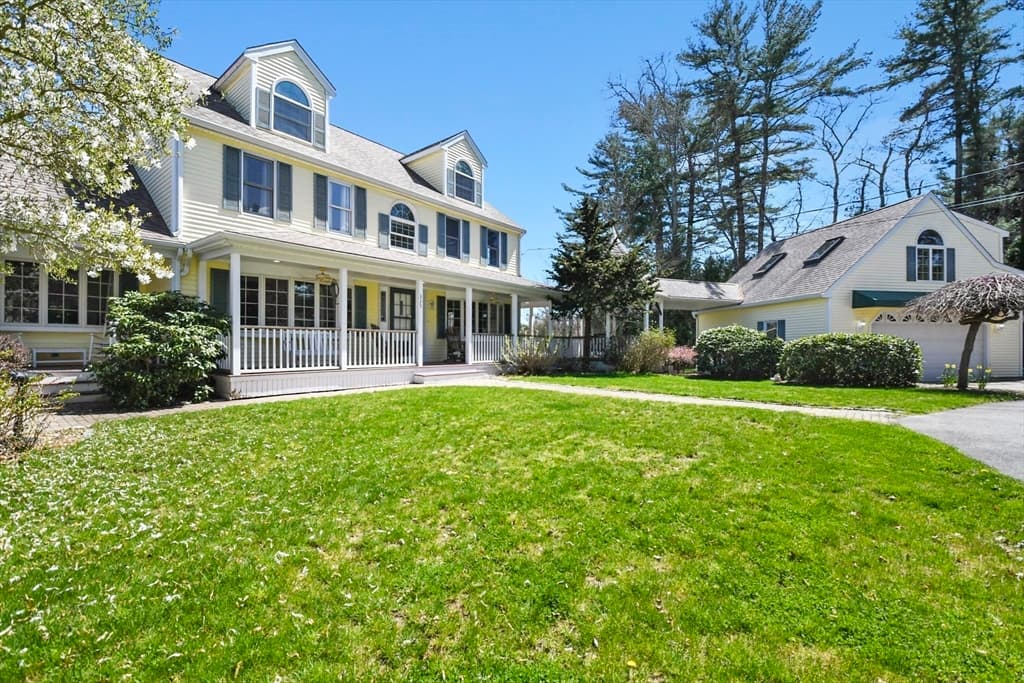 325 Mendall Road photo 3