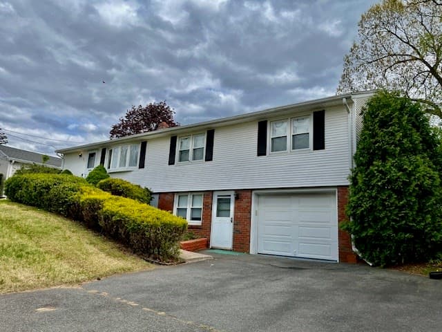 181 Beauchamp Ter
