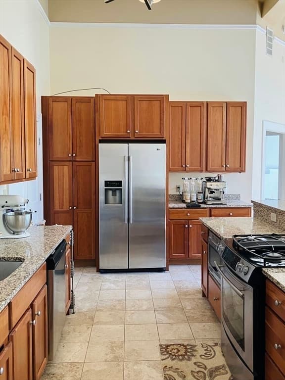 25 New South St #203