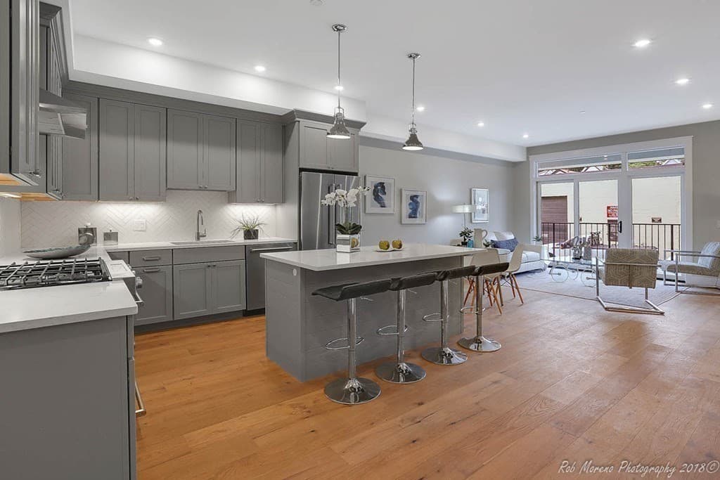 29 Woodbine #105 photo 3