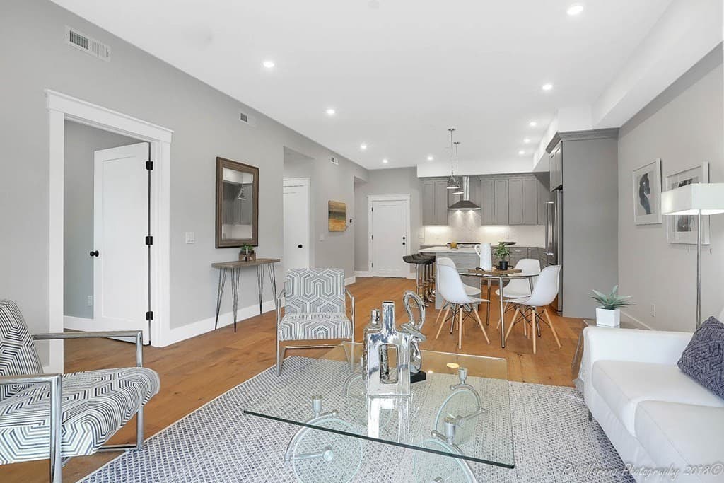 29 Woodbine #105