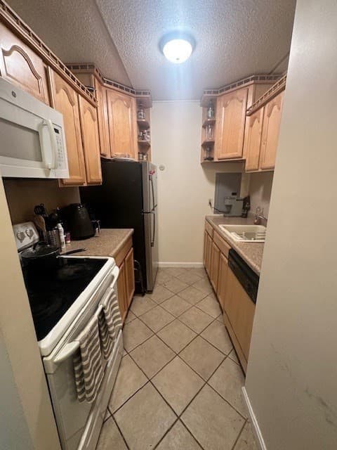 12 Ellery Street #106