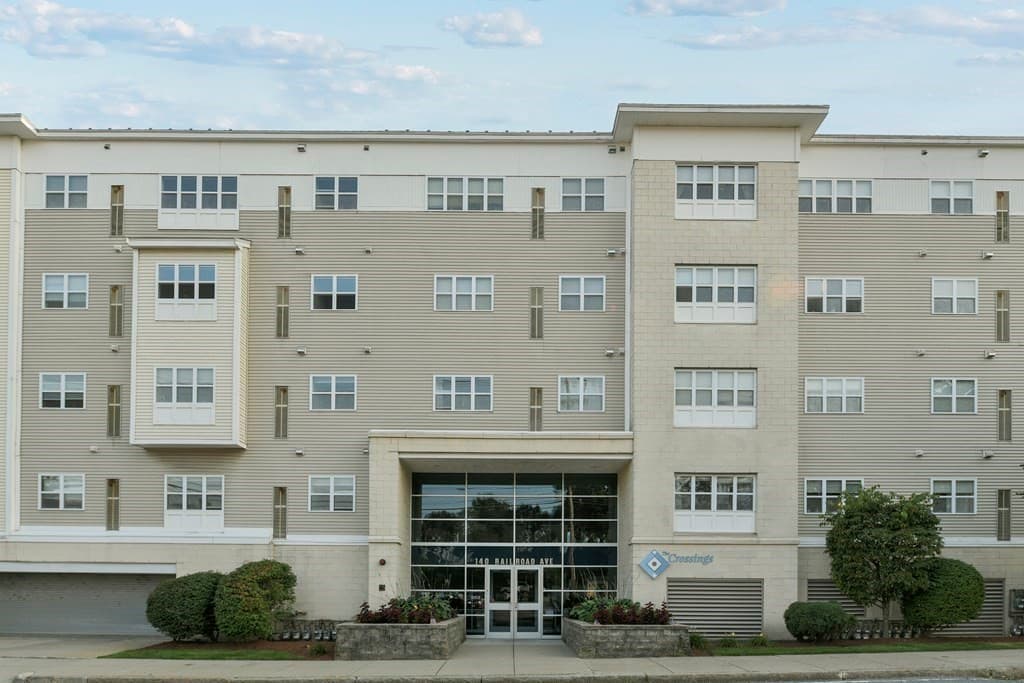 140 Railroad Ave #B107 photo 2