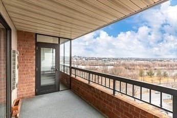 3920 Mystic Valley Pkwy #1121 photo 4