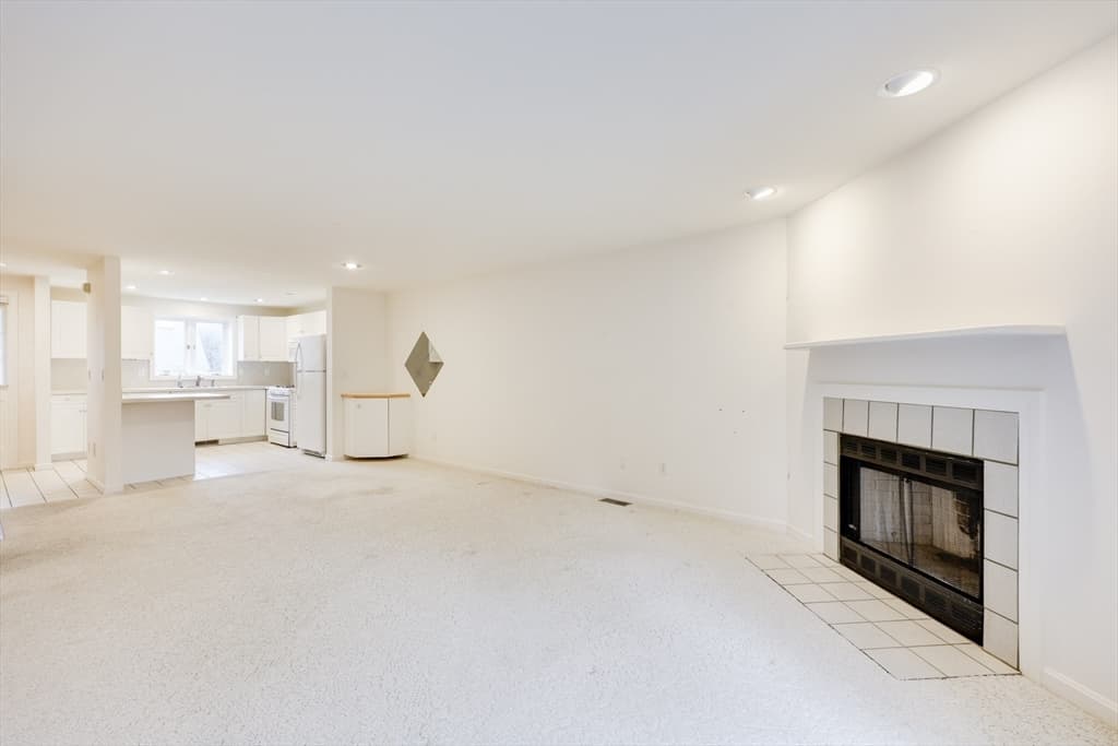 51 Carlson Lane #29 photo 4