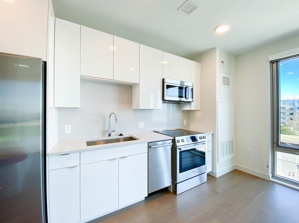 45 Lewis St #508 photo 5