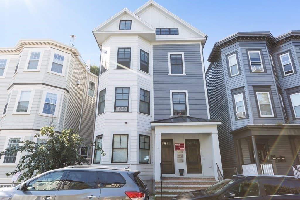 719 E 2nd St #2